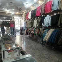 فروشنده پوشاک مردانه