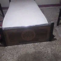 تخت خواب یک نفره با تشک رویال در حد نو قیمت توافقی|تخت و سرویس خواب|کوهدشت, |دیوار