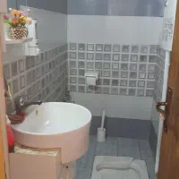 روشویی با آینه