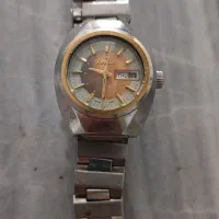 ساعت اوماکس بیش از ۳۰ سال قدمت