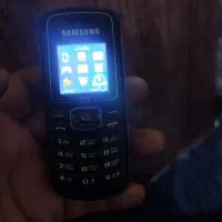 گوشی ساده نوکیا وگوشی سامسونگ ساده