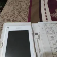 تبلت وینتوچ سالم به همراه کیف کیبورد