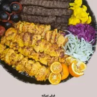 همکار خانم اشپزخانه