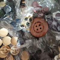 دکمه ها|لوازم خیاطی و بافتنی|خرمآباد, |دیوار