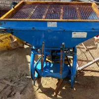 کود پاش بذر باش در حد نو