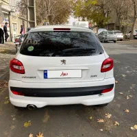 207مدل 1402|خودرو سواری و وانت|همدان, |دیوار