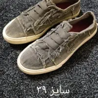 دو عدد کفش راحتی
