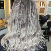 اجرای جدیدترین تکنیک‌های رنگ و رنگ آمبره ،بالیاژ|خدمات آرایشگری و زیبایی|رشت, گلسار|دیوار