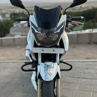اپاچی ۱۸۰ مدل ۹۳