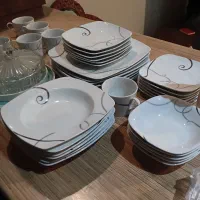 سرویس چینی کامل دوازده نفره +۱۲ بشقاب اضافه