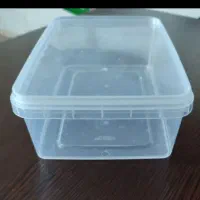 ظرف درب دار پلاستیکی