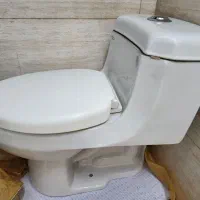 توالت فرنگی.  گلسار  مدل. مارنتا