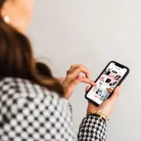 کار در منزل با گوشی