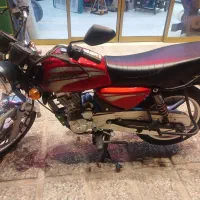 موتور سیکلت باکس ۲۰۰