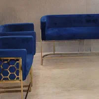 مبل انتظار کاملا سالم و تمیز