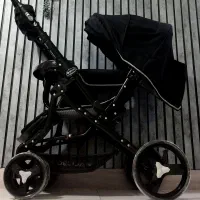 کالسکه در حد نو رو به مادر شو سیسمونی