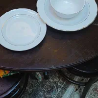 تعدادی ظروف چینی سالم بصورت سرویس