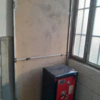 میزکار و چسب بتن