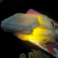 سنگهای خام قیمتی|جواهرات|آمل, |دیوار