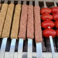 کوبیده گوشت و مرغ اماده با کیفیت