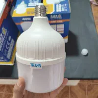 لامپ ۴۰ وات