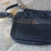 کیف مدرسه یا کیف لب تاب|کیف، کفش، کمربند|بروجرد, |دیوار