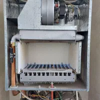 تعمیر سرویس کار نصب اسیدشویی انواع پکیج و آبگرمکن