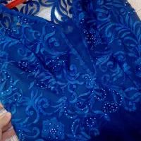 تعدادی مانتو و لباس مجلسی