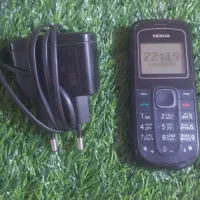 نوکیا ۱۲۰۲ فقط چراغ قوه کار نمیکنه بقیه سالم