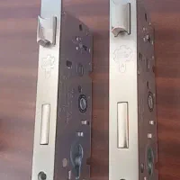 قفل درب چوبی ومغزی کلیدی