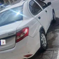 ساینا مدل ۴۰۰