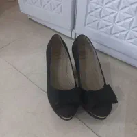 کفش مجلسی|کیف، کفش، کمربند|جهرم, |دیوار