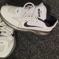 فروشی|کیف، کفش، کمربند|کیش, |دیوار