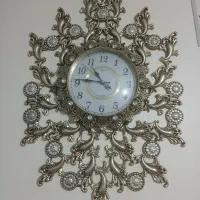 ساعت دیواری