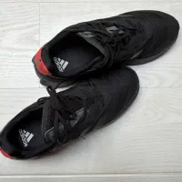 کفش آدیداس در حد نو سایز ۹.۵ US