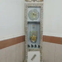 بوفه و ساعت