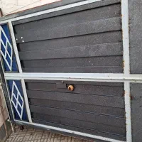 درب حیاط دو لنگه