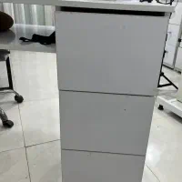 میزتحریر ـ میزناخنکاری