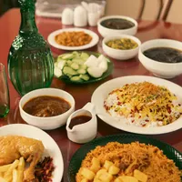 ظرفشور و کمک اشپز