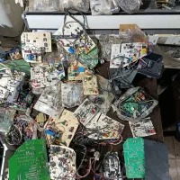 فروش بردهای استوک کولر گازی، پوسته پنل داخلی،فن|کولر گازی و فن‌کوئل|تهران, منیریه|دیوار