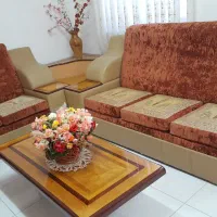 مبل ۷ نفره شیک|مبلمان خانگی و میز عسلی|چاف و چمخاله, |دیوار