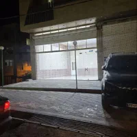 یک باب مغازه تجاری ب متراژ 35متر