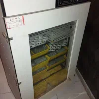 دستگاه جوجه کشی