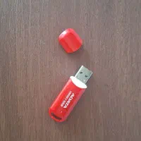 فلش اورجینال ADATA