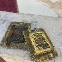 دو عدد زیرسیگاری  مسی و ترازو مسی عتیقه