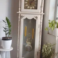 ساعت ایستاده چوبی
