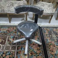 صندلی زین دار کاملا نو مخصوص تتو مژه ناخن و....|صندلی و نیمکت|کرج, پیشاهنگی|دیوار