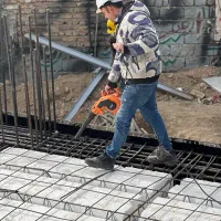 ۹۰ متر ۲خواب (بسیار مناسب برای سرمایه گذاری مطمئن)