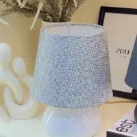 آباژور بدنه فلزی|چراغ خواب و آباژور|تهران, شهرک ولیعصر جنوبی|دیوار