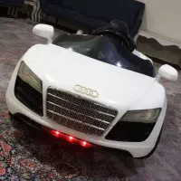 ماشین شارژی سفید